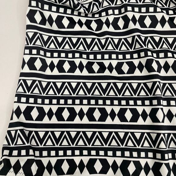 J. Crew Black and White Geometric Tribal Print One Piece Swimsuit Size 4 NWT - Picture 3 of 8